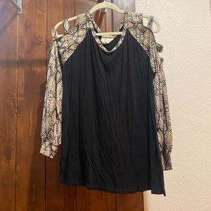 Fantastic Fawn Cut Out Sleeve Top